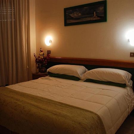 Hotel Neptunus Неттуно Экстерьер фото