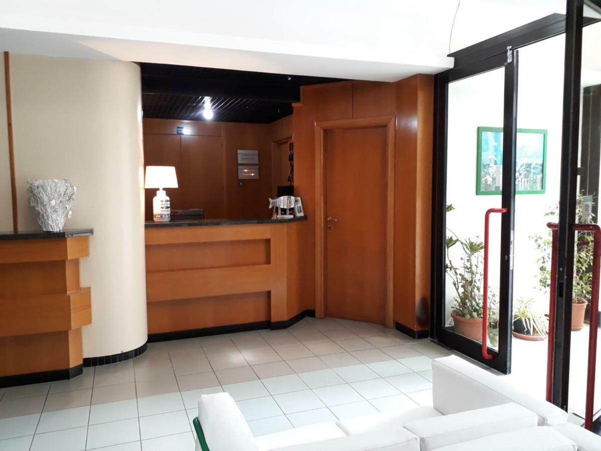 Hotel Neptunus Неттуно Экстерьер фото
